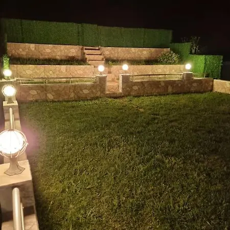 Βίλα Altinova Denize Sifir Tripleks Yazliik
